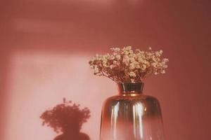 flowers in the table photo