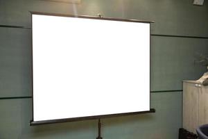 grande blanco pantalla para película proyector foto