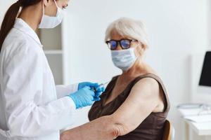 patient immunization safety virus epidemic photo