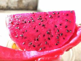 unleashing the power dragon fruit, surprising health benefits and delicious ways to enjoy this exotic superfood. photo