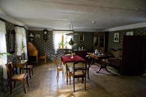 antiguo elegante histórico noble habitación en un país señorío casa foto