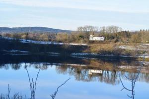 caldera lago weinfelder maar en invierno foto