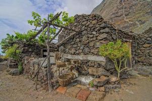 casa de piedra abandonada foto