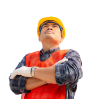 ingeniero hombre, trabajador en difícil sombrero con brazos cruzado mirando a el cielo png