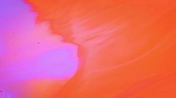 ruisseaux de blanc et brillant Orange bouge toi vers le bas vers le violet et rose peindre video