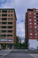 calles en el histórico antiguo pueblo de zaragoza, España foto