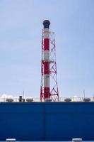 paisaje foto de Chimenea y apilar de combinar ciclo poder planta proyecto. el foto es adecuado a utilizar para industria antecedentes fotografía, poder planta póster y electricidad contenido medios de comunicación.