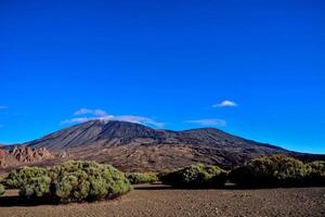 Scenic mountain view photo