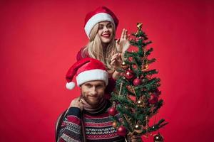 hombre y mujer nuevo año fiesta Navidad estilo de vida foto