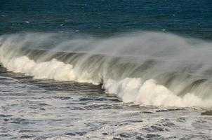 Huge sea waves photo