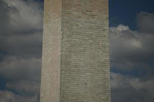 Washington corriente continua Monumento detalle en el profundo azul cielo antecedentes foto