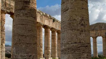 de Grieks ruïnes van segesta in Sicilië, Italië video