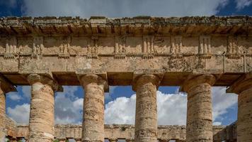 el griego restos de segesta en Sicilia, Italia video