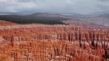 le incroyable Roche les structures à Bryce canyon, Utah, Etats-Unis video