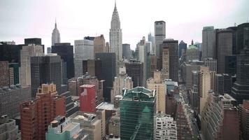 Visão do Novo yrok Manhattan Horizonte a partir de uma Alto vantagem ponto video