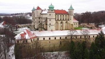 View from the height of the castle in Nowy Wisnicz in winter, Poland video