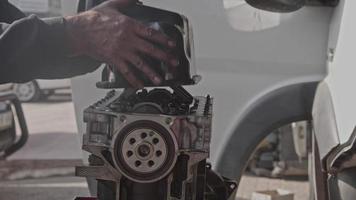 coche motor reparar en el taller video