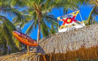 puerto escondido oaxaca 2023 vistoso turista calle personas historias restaurantes bar la punta zicatela. foto