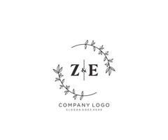 initial ZE letters Beautiful floral feminine editable premade monoline logo suitable for spa salon skin hair beauty boutique and cosmetic company. vector