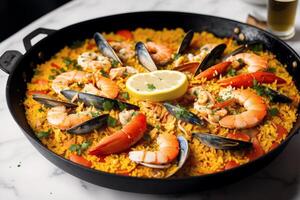 paella, tradicional Español plato hecho con arroz, pollo y verduras, servido en un cacerola. paella con fruto de mar. Español cocina. generativo ai foto