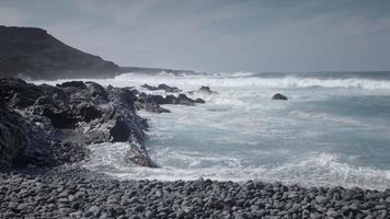 visvangst boten Aan zwart zand, el golfo, Lanzarote video