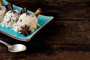 Stracciatella ice cream photo