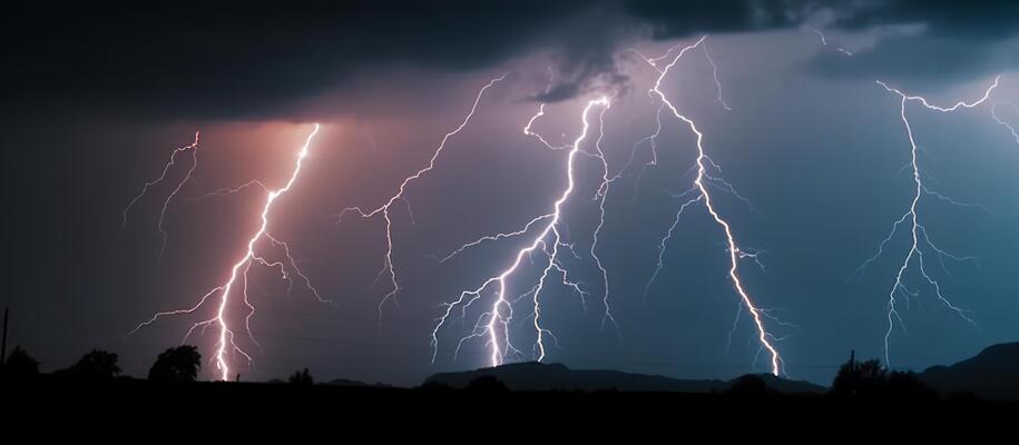 Lightning Stock Photos, Images and Backgrounds for Free Download