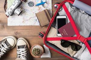 viaje accesorios disfraces pasaportes, equipaje, cámara, Gafas de sol, bota, zapatilla de deporte foto