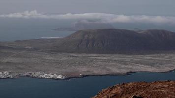 Aussicht von la Graciosa im das Kanarienvogel Inseln video