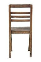 espalda ver de antiguo de madera silla aislado en blanco con recorte camino foto