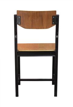 espalda ver de metal silla con de madera asiento aislado en blanco antecedentes con recorte camino foto