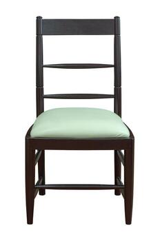 frente ver de de madera silla con cuero asiento aislado en blanco antecedentes con recorte camino foto