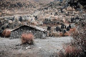 Roca casas de alpino pastores en tibetano areas de China foto