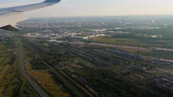 aile avion et aérien vue de Saint Pétersbourg de génial la taille video