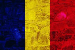 bandera de el república de Chad en un texturizado antecedentes. concepto collage. foto