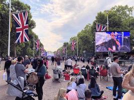 People celebrating the Platinum Jubilee in London photo