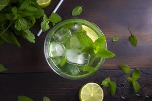 ai generado mojado vaso de Fresco frio frío mohito cóctel en el mesa a playa a verano tiempo. resumen surrealista magia cóctel en espacio o otro planeta me gusta Marte. debajo agua Oceano bebida. foto