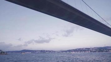 Bosporus. kalkoen. algemeen visie van de Bosporus van de zee. kalkoen. video