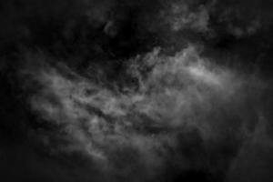 nube blanca y fondo de textura de cielo negro foto