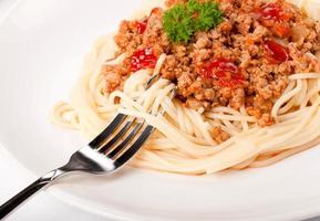 espaguetis y tenedor foto