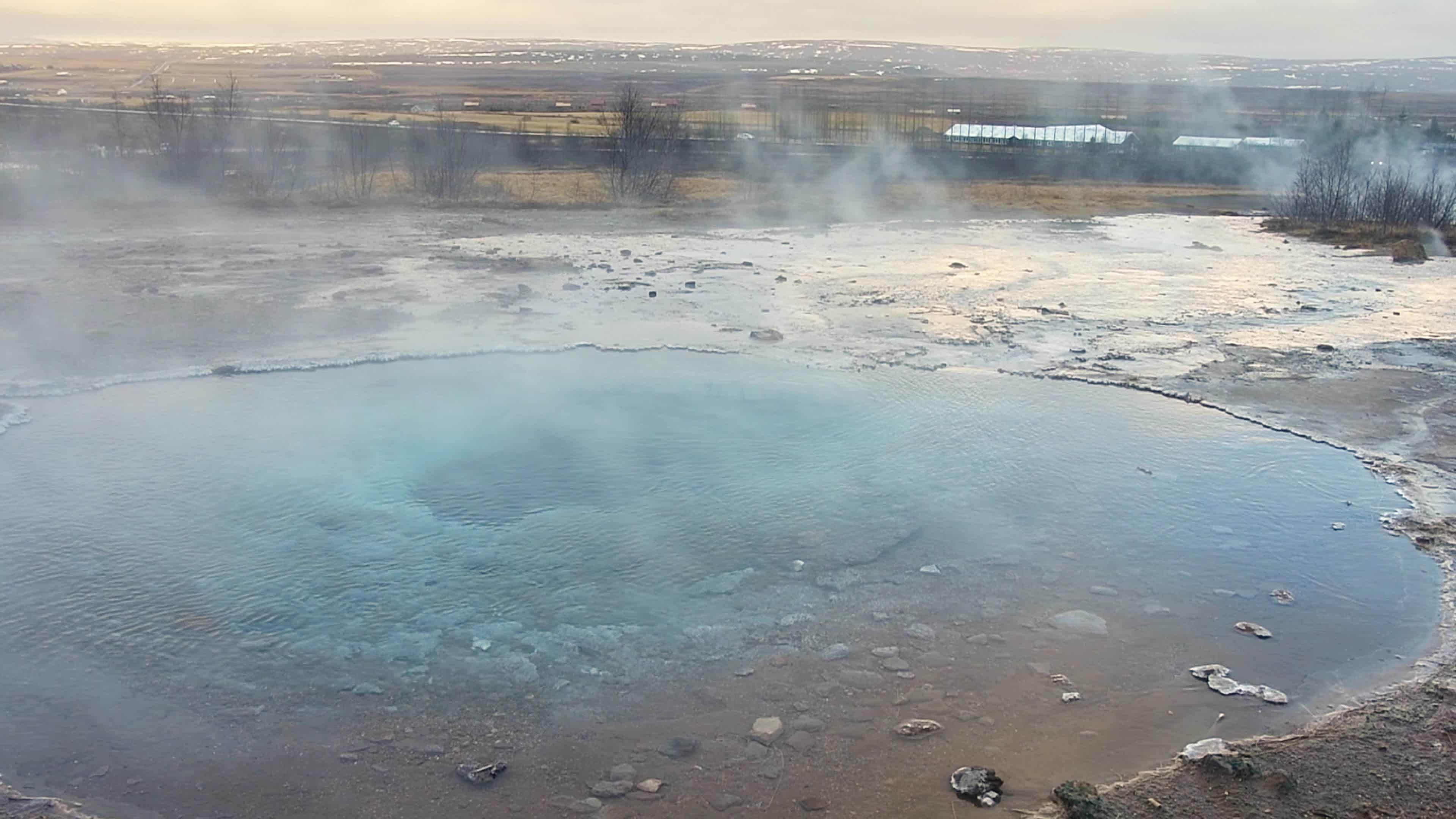 48+ Geysir Teich, Geysire kommen in aktiven vulkanischen gebieten vor.