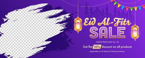 eid- al-fitr rebaja encabezamiento o bandera diseño con colgando dorado iluminado linternas, mezquita y espacio para producto imagen en púrpura antecedentes. vector