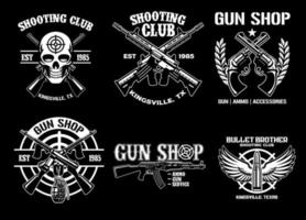 conjunto colección de pistola y disparo club Insignia diseño vector