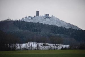 nurburg en invierno, visto desde herschbroich foto