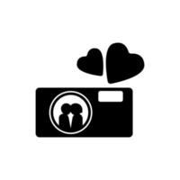 dating, camera icon. camera with lovers couple, vector icon, heart Valentine photo