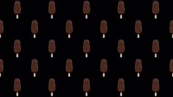 Schokolade Mandeln Eis Sahne Stock Bar Muster rotierend Schleife auf Alpha Hintergrund video
