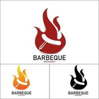 parrilla con salchicha en fuego logo icono vector