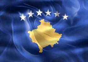 Ilustración 3d de una bandera de kosovo - bandera de tela ondeante realista foto