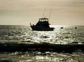 A ship in the sea photo