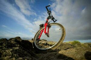 un montaña bicicleta foto